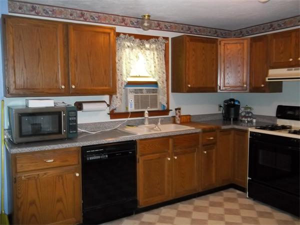 18 Conlin Road Oxford, MA 01540 - Photo 9 of 21 Gallery Image 9