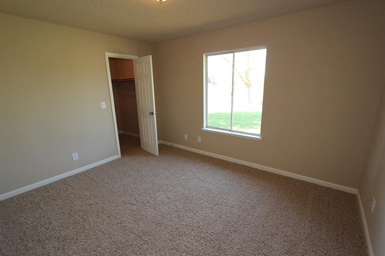 16253 La Canada Road Madera, CA 93636 - Photo 15 of 23 Gallery Image 15