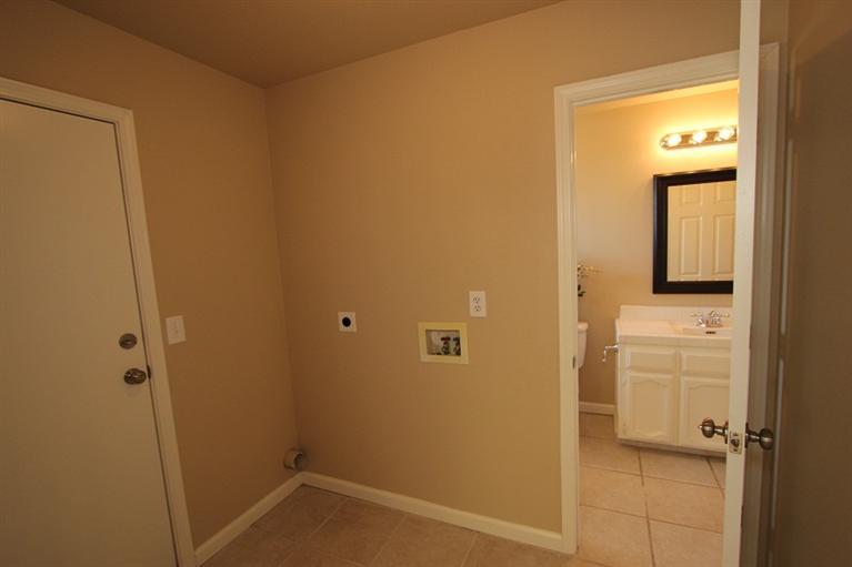 16253 La Canada Road Madera, CA 93636 - Photo 21 of 23 Gallery Image 21
