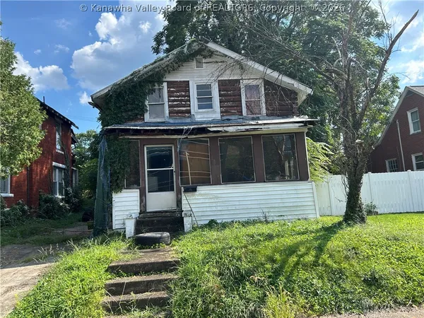 $29,900 | 1427 Columbia Avenue, Huntington, WV 25701