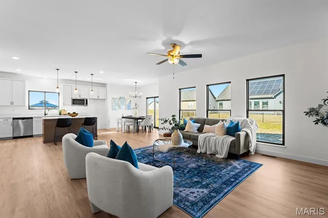 $474,900 | 2605 Cheyenne Wells Drive, Shiloh, IL 62221