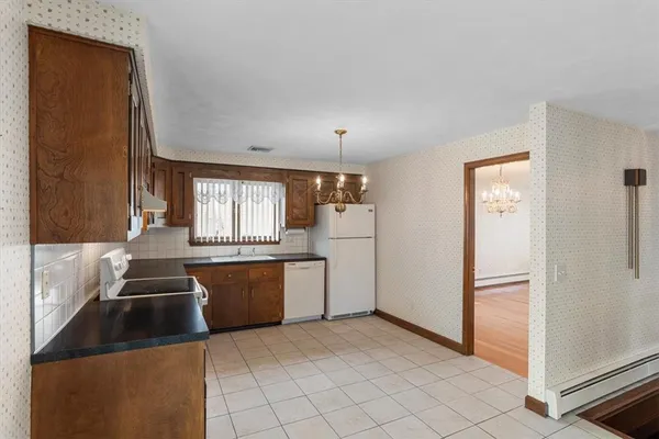 $379,900 | 30 Dover Avenue, East Providence, RI 02914