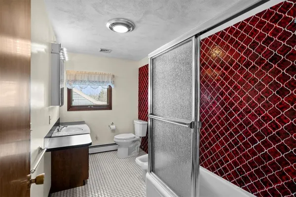 $379,900 | 30 Dover Avenue, East Providence, RI 02914