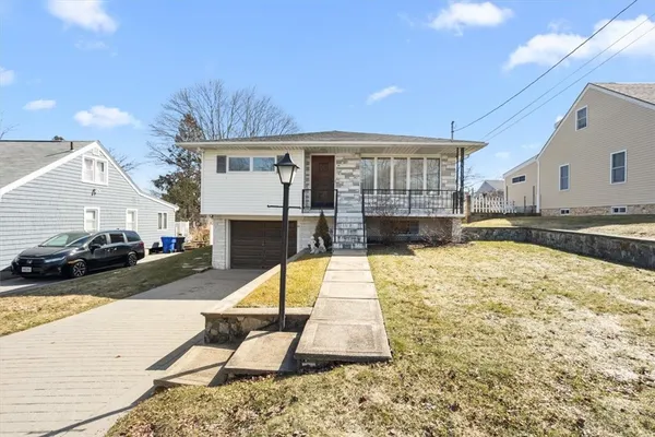$379,900 | 30 Dover Avenue, East Providence, RI 02914