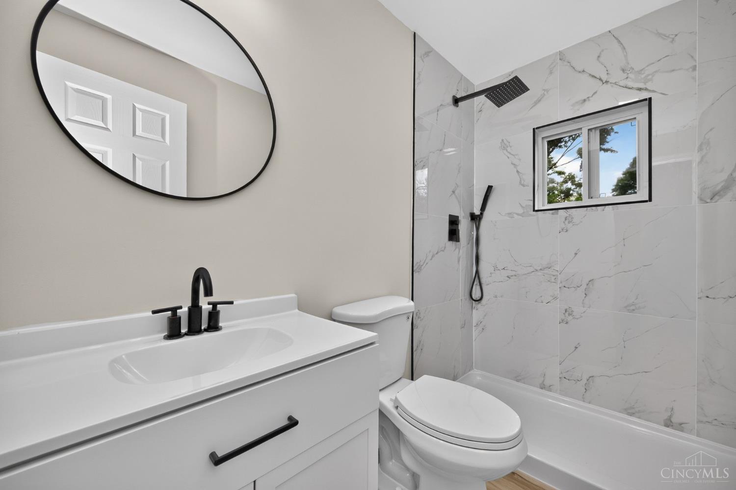8957 Plainfield Road Cincinnati, OH 45236 - Photo 27 of 40