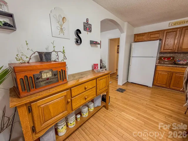 $379,000 | 2301 Silvers Mill Road, Marshall, NC 28753