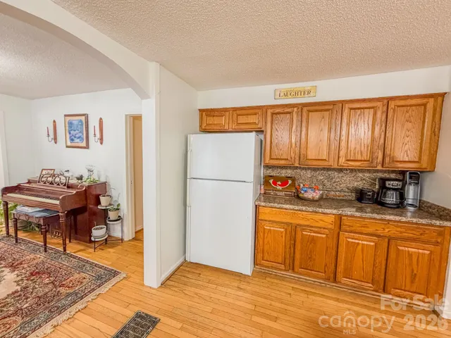 $379,000 | 2301 Silvers Mill Road, Marshall, NC 28753