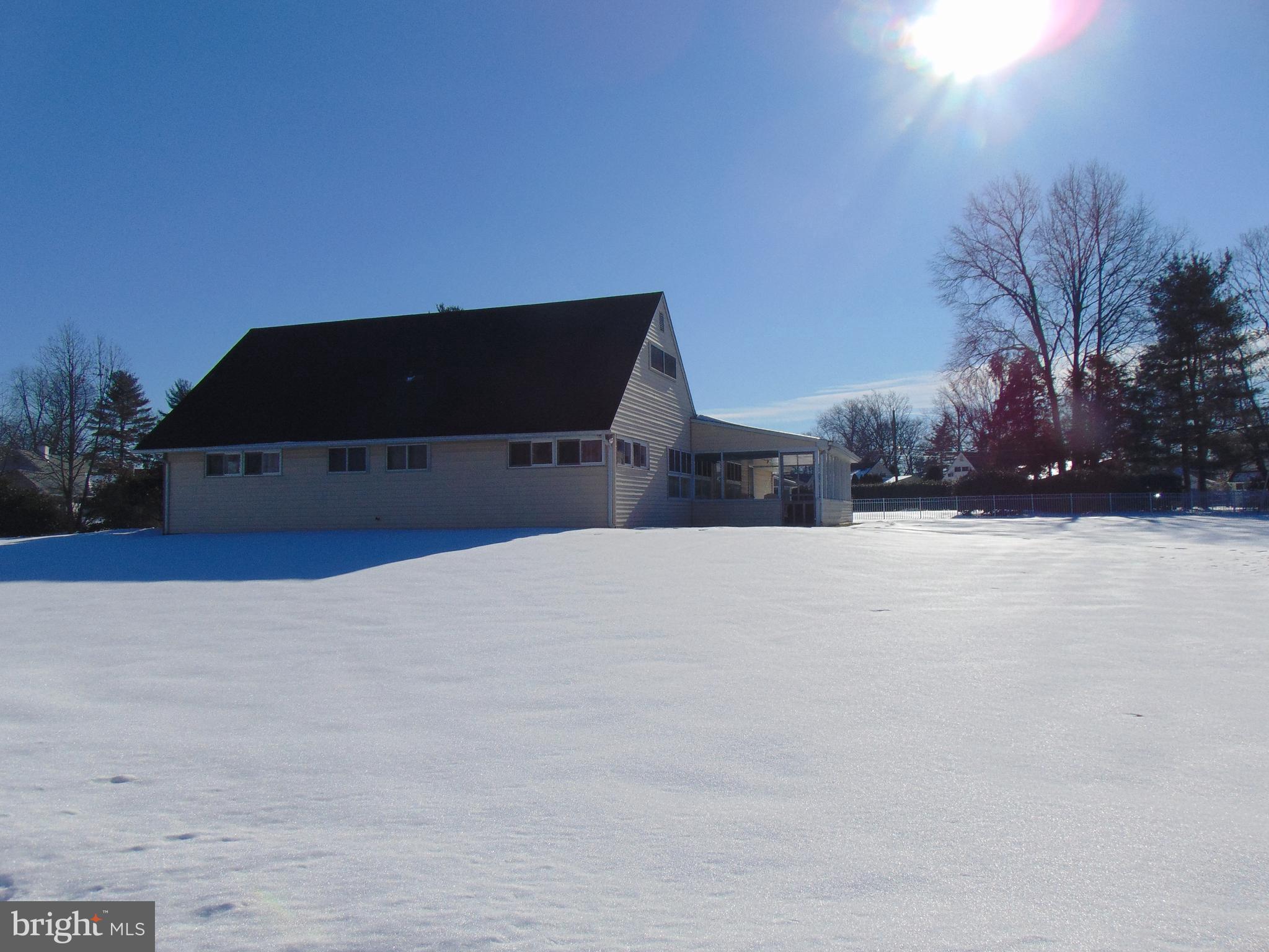 2 Sweetgum Road Levittown, PA 19056 - Photo 2 of 11 Side/Back