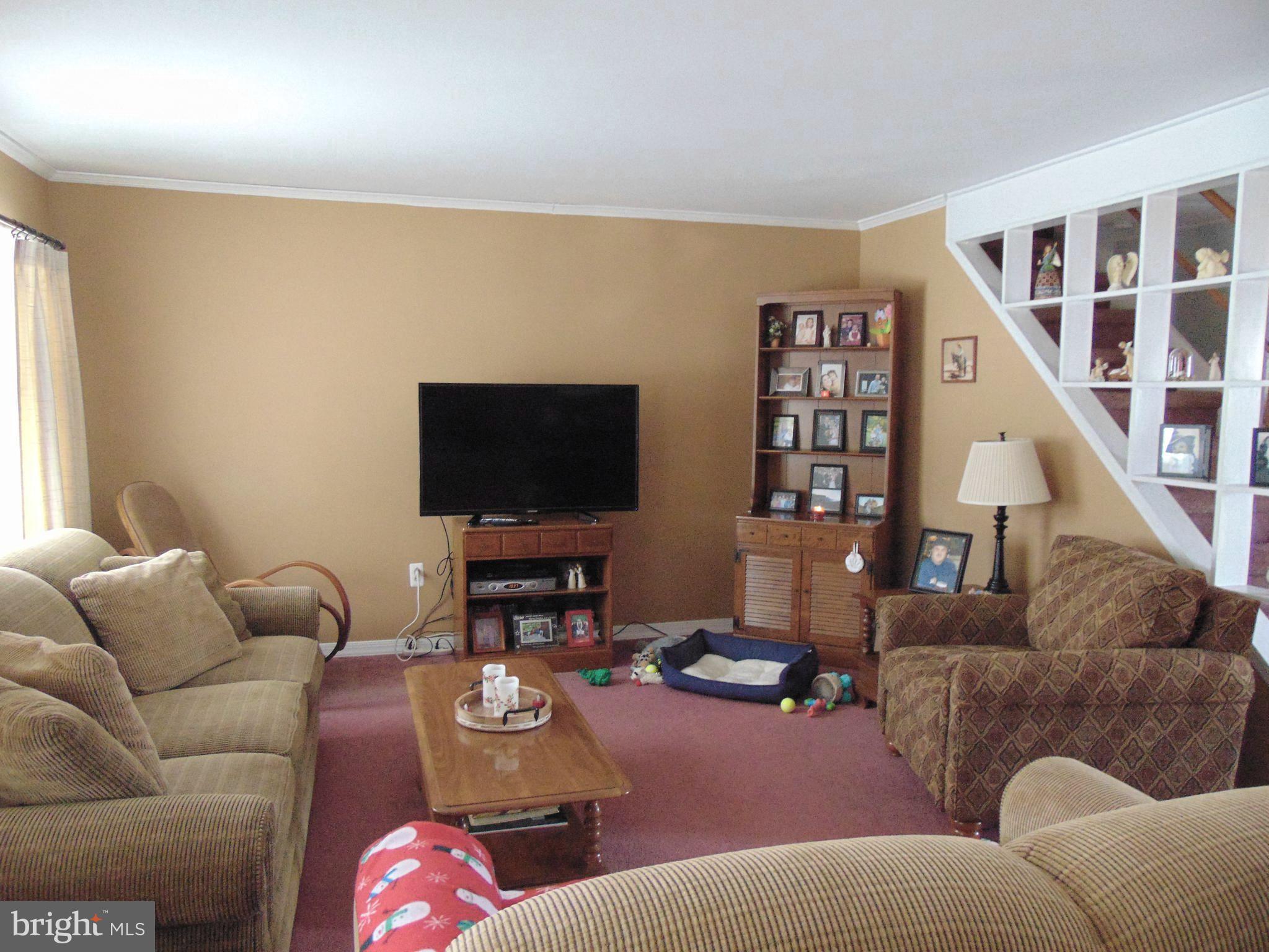 2 Sweetgum Road Levittown, PA 19056 - Photo 4 of 11 Living Room