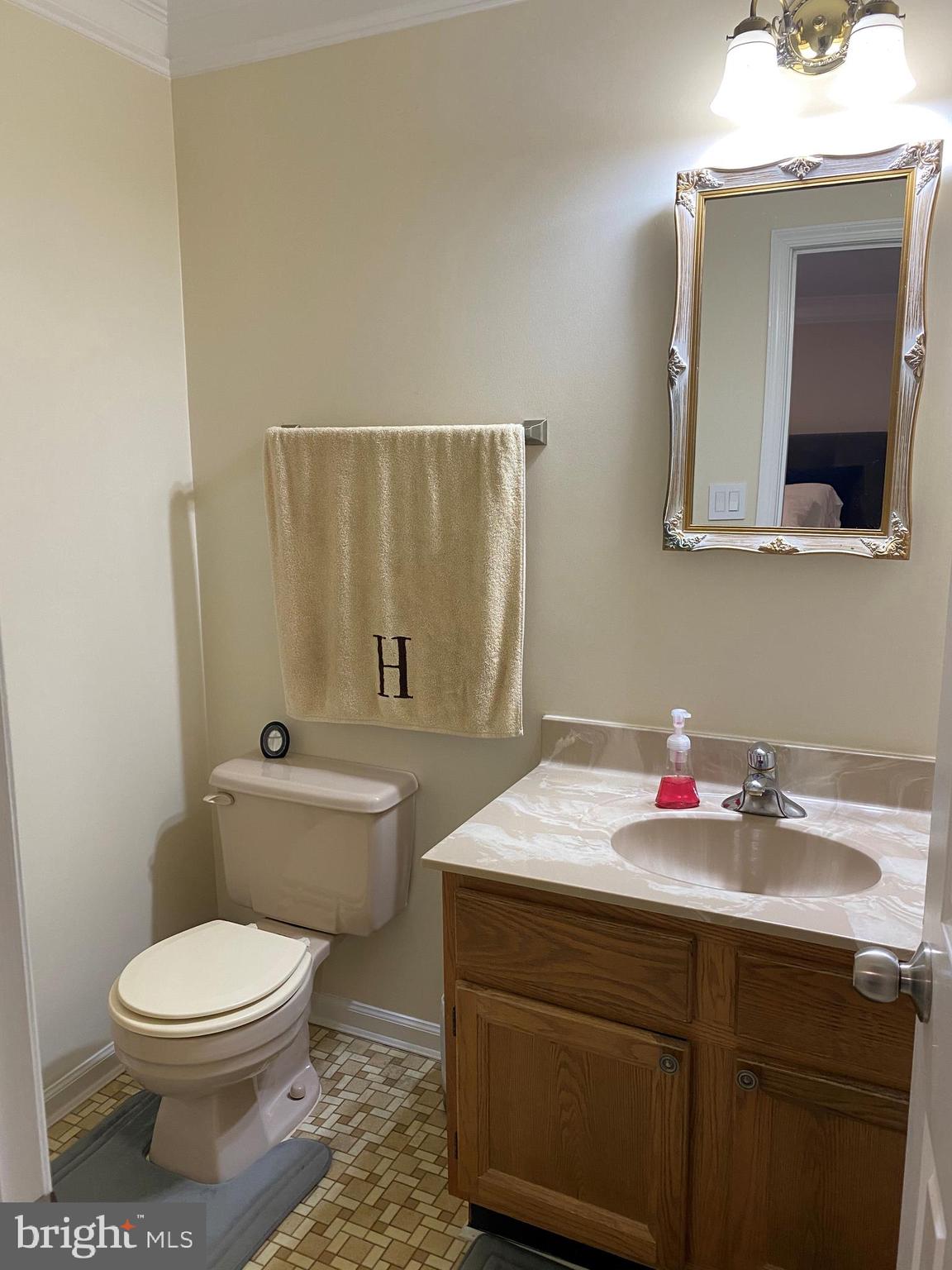 131 Choptank Road Stafford, VA 22556 - Photo 13 of 18 Second Full Bathroom
