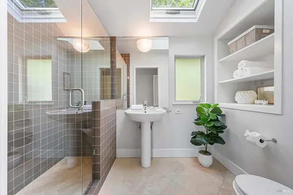 $2,795,000 | 99 Fawn Drive, San Anselmo, CA 94960