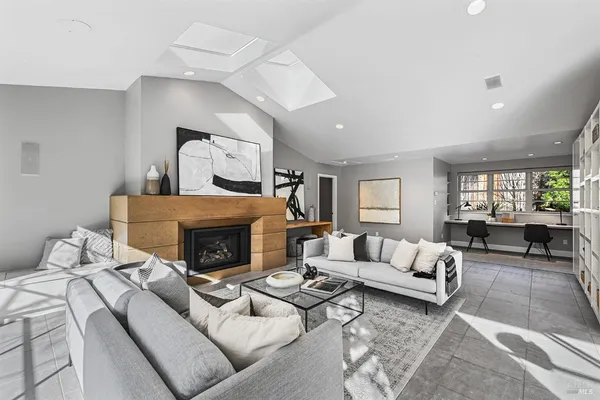 $2,795,000 | 99 Fawn Drive, San Anselmo, CA 94960