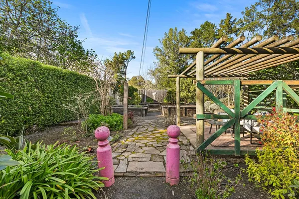$2,795,000 | 99 Fawn Drive, San Anselmo, CA 94960