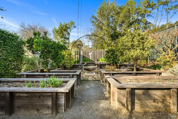 $2,795,000 | 99 Fawn Drive, San Anselmo, CA 94960