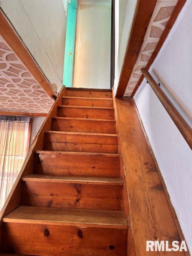 310 Fulton Avenue St. David, IL 61563 - Photo 8 of 11 Gallery Image 8