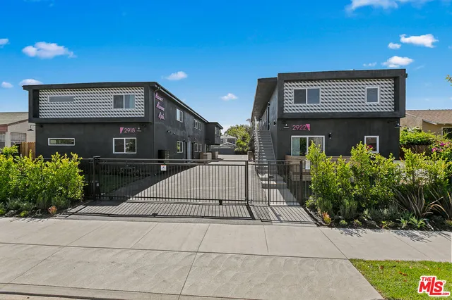 $2,895 | 2922 Hauser Boulevard, Unit 2, Los Angeles, CA 90016