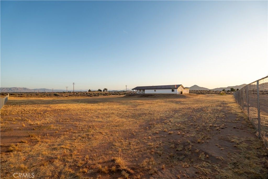 16925 Nanticoke Road Apple Valley, CA 92307 - Photo 71 of 87