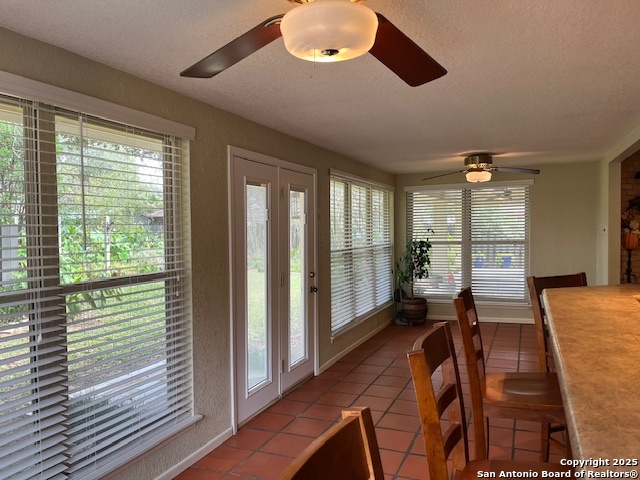 1216 Mocking Bird Circle Pleasanton, TX 78064 - Photo 12 of 31 a view of a livingroom with furniture