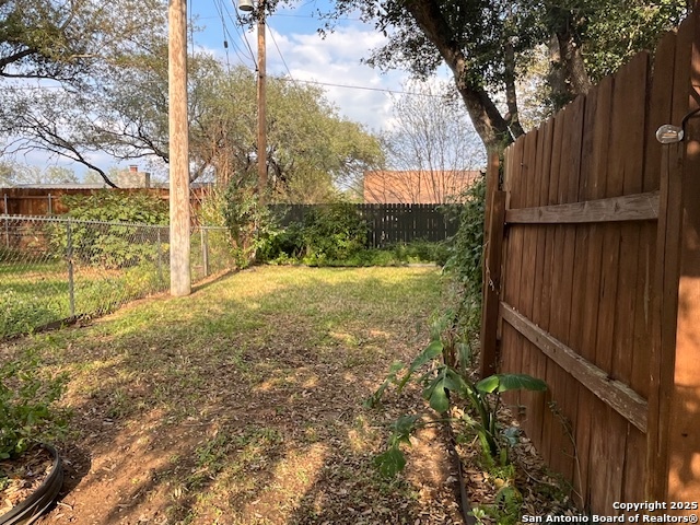 1216 Mocking Bird Circle Pleasanton, TX 78064 - Photo 29 of 31 a view of a backyard