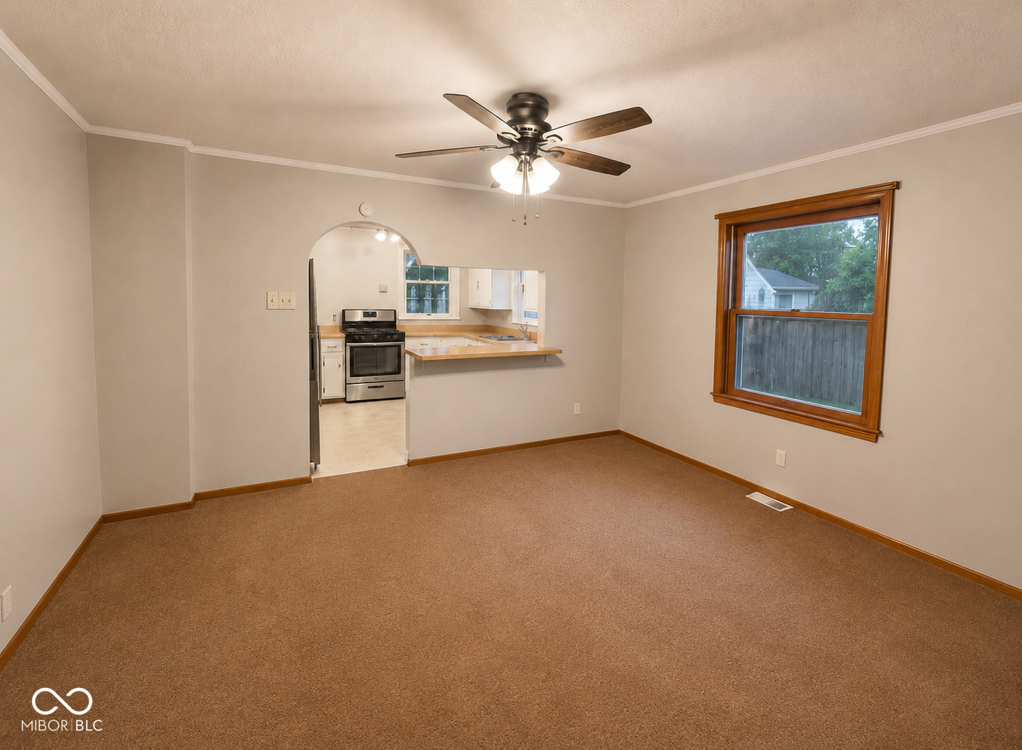 718 Main Street Elwood, IN 46036 - Photo 8 of 24
