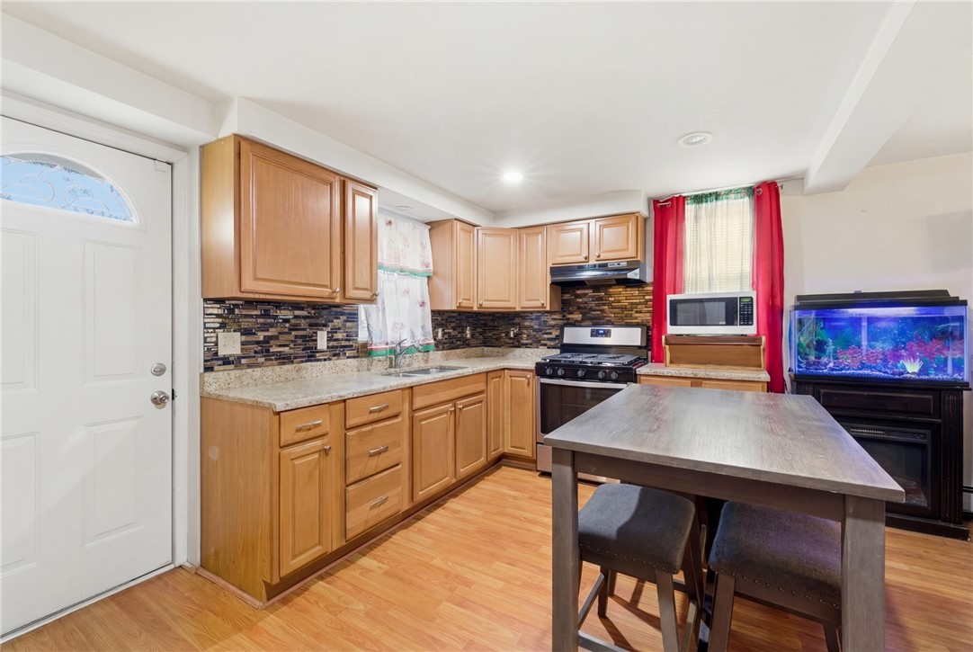 435 South Main Street Woonsocket, RI 02895 - Photo 23 of 35