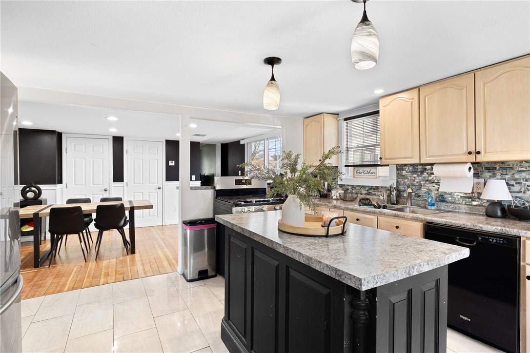 435 South Main Street Woonsocket, RI 02895 - Photo 8 of 35