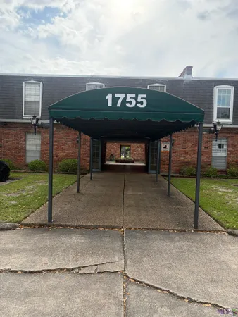 $130,000 | 1755 College Drive, Unit 219, Baton Rouge, LA 70808