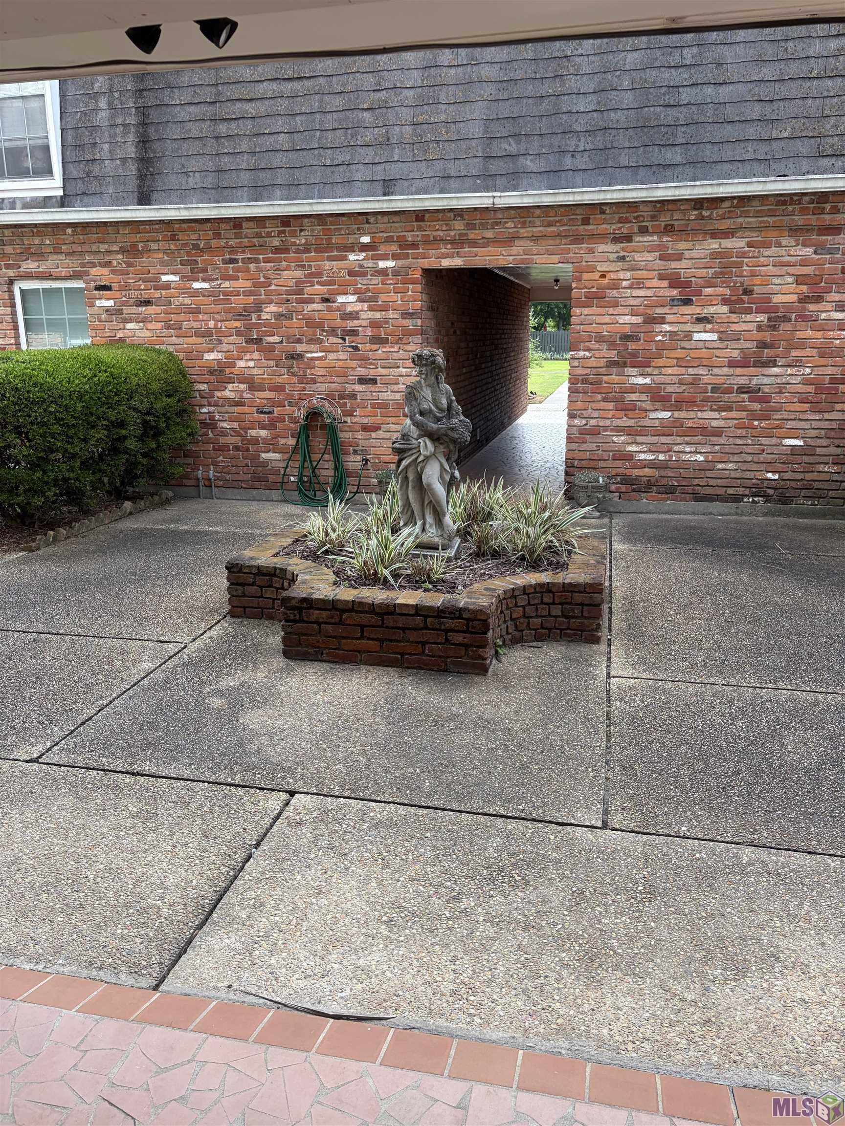 1755 College Drive, Unit 219 Baton Rouge, LA 70808 - Photo 28 of 37