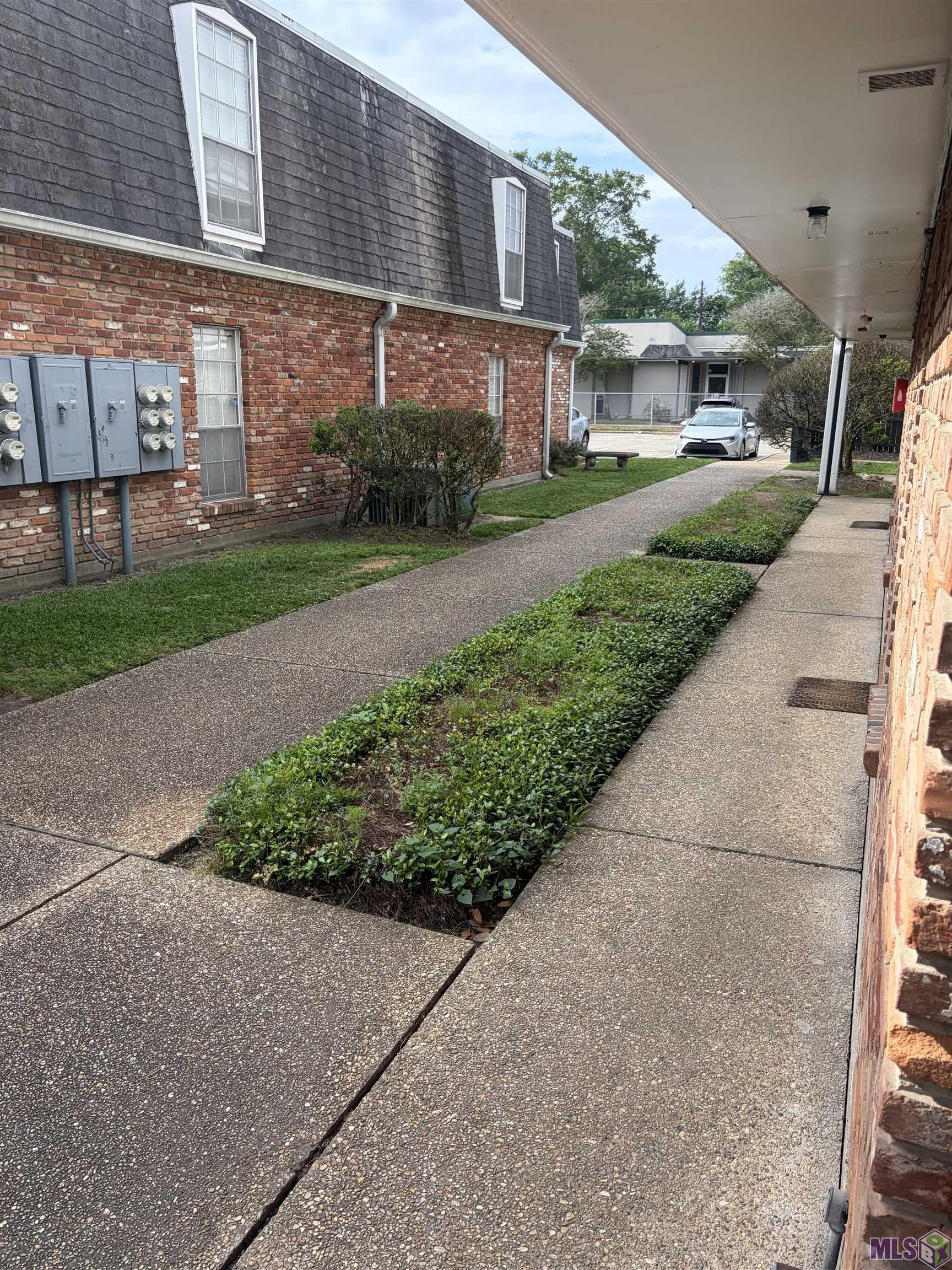 1755 College Drive, Unit 219 Baton Rouge, LA 70808 - Photo 30 of 37