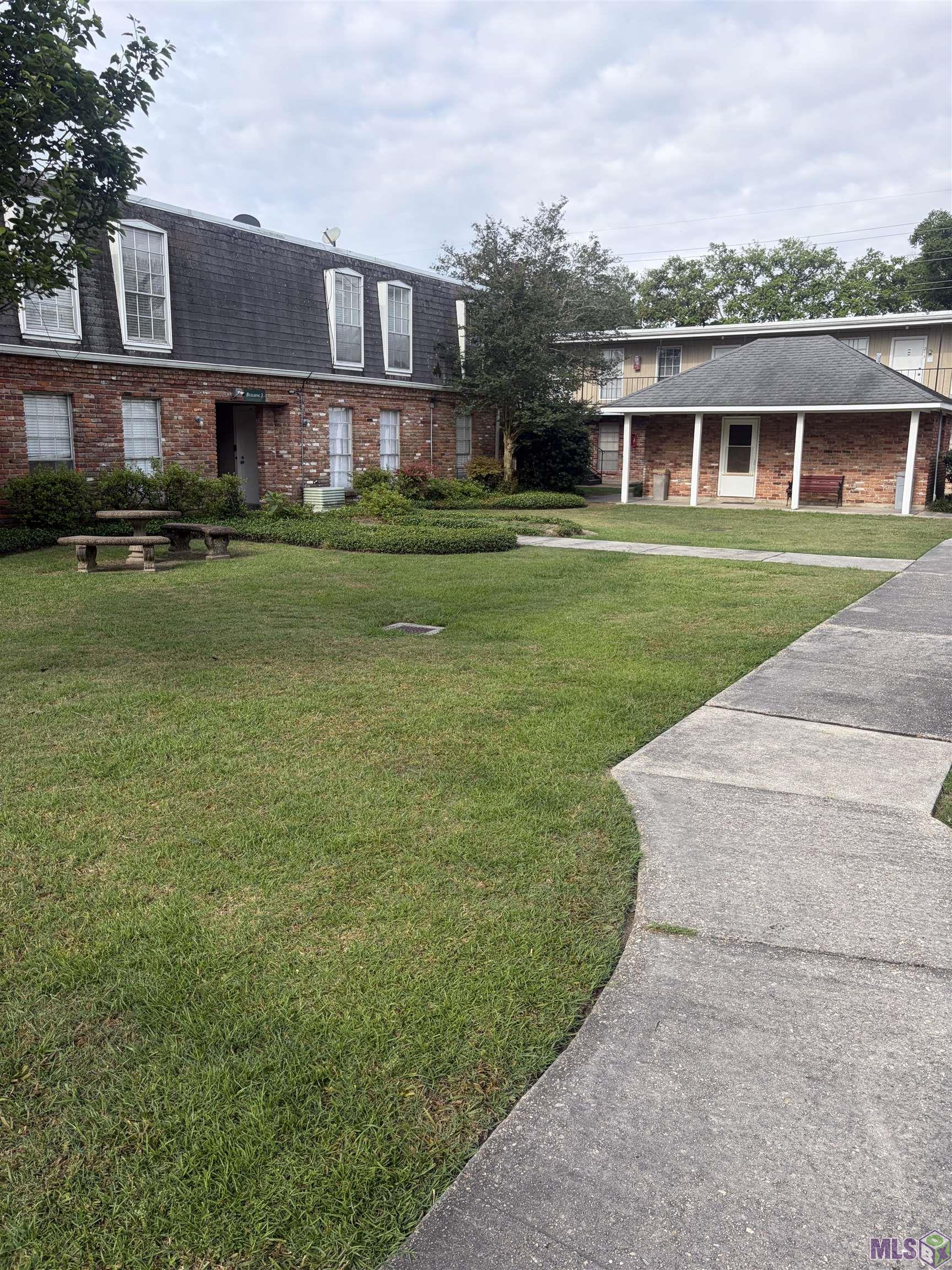 1755 College Drive, Unit 219 Baton Rouge, LA 70808 - Photo 33 of 37