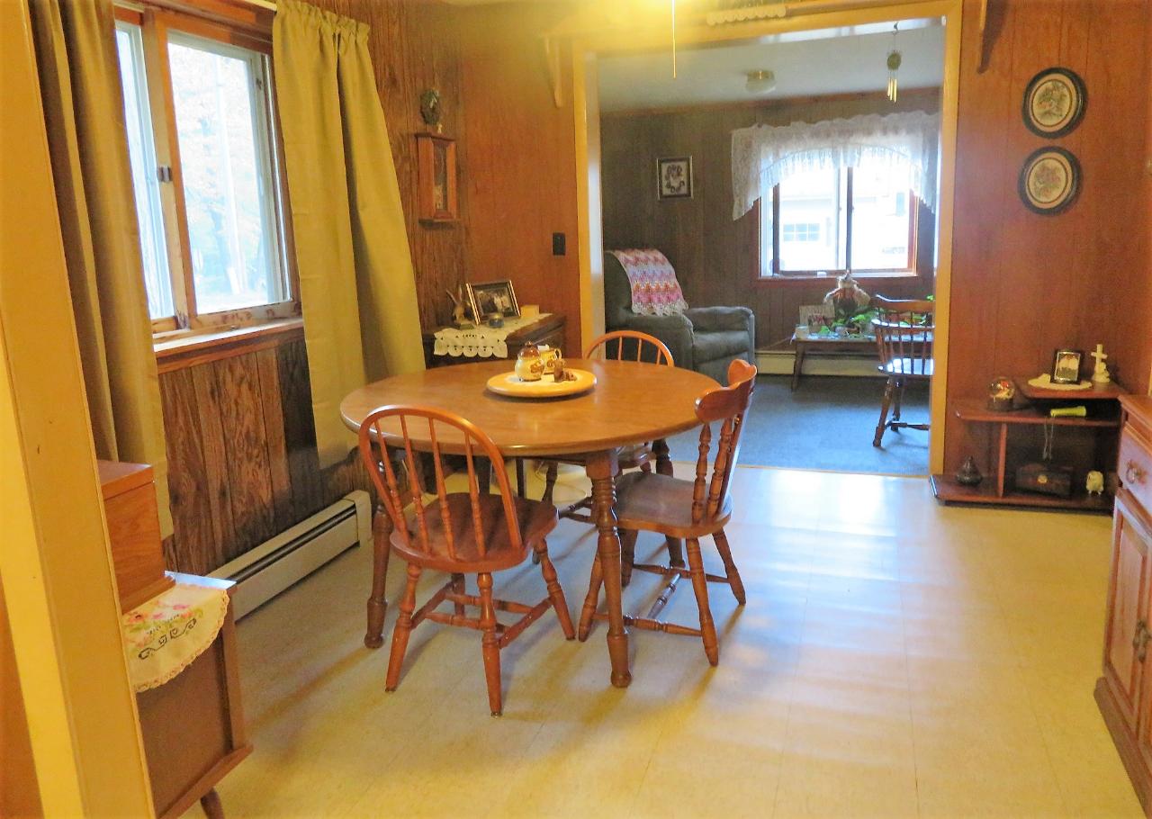 4024 Manor Loop Rhinelander, WI 54501 - Photo 9 of 17 Gallery Image 9
