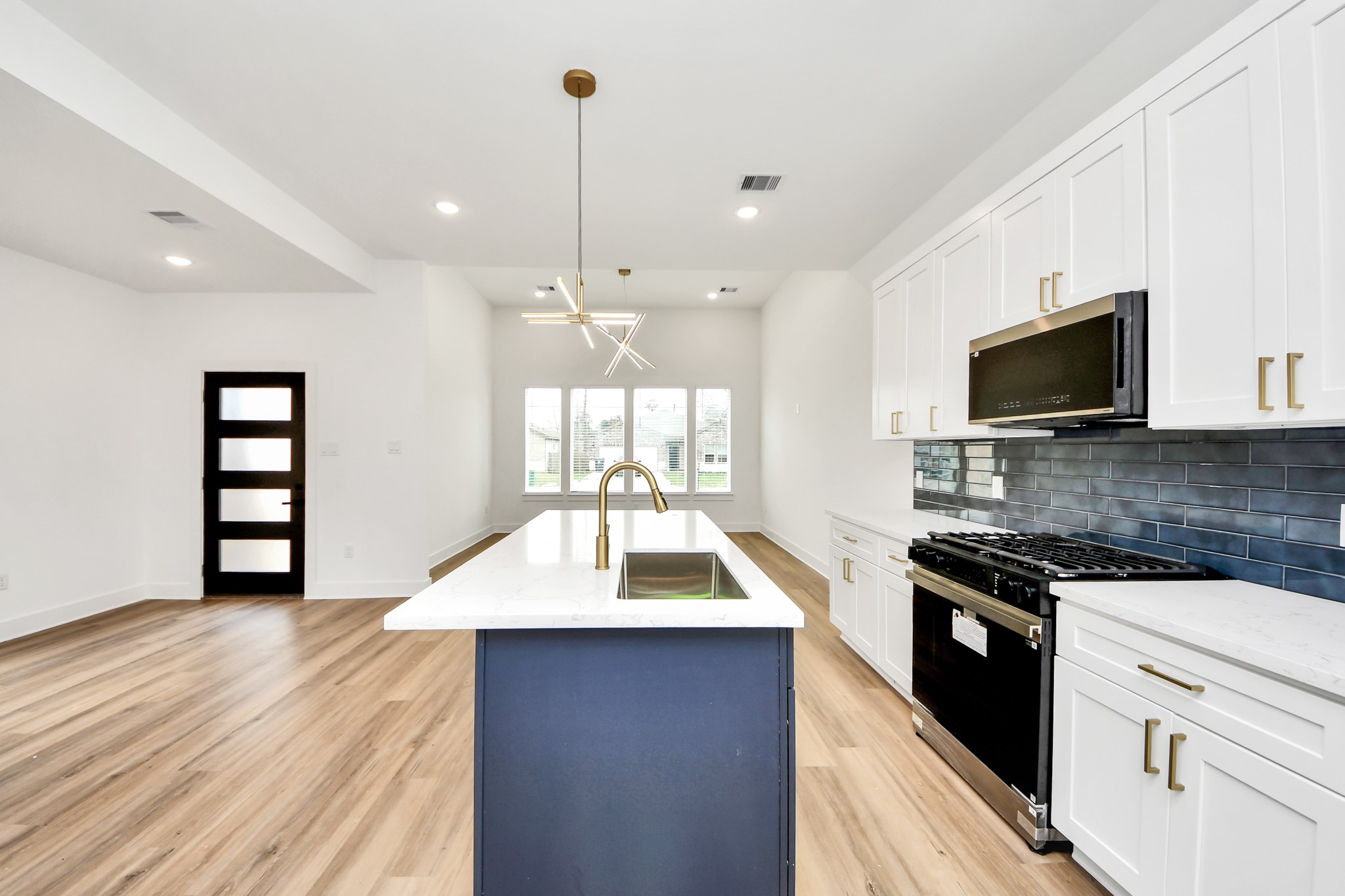 9309 Caddo Road, Unit A Houston, TX 77078 - Photo 20 of 50