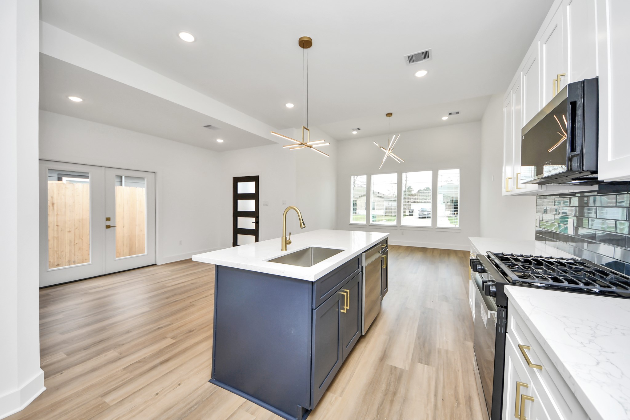 9309 Caddo Road, Unit A Houston, TX 77078 - Photo 22 of 50