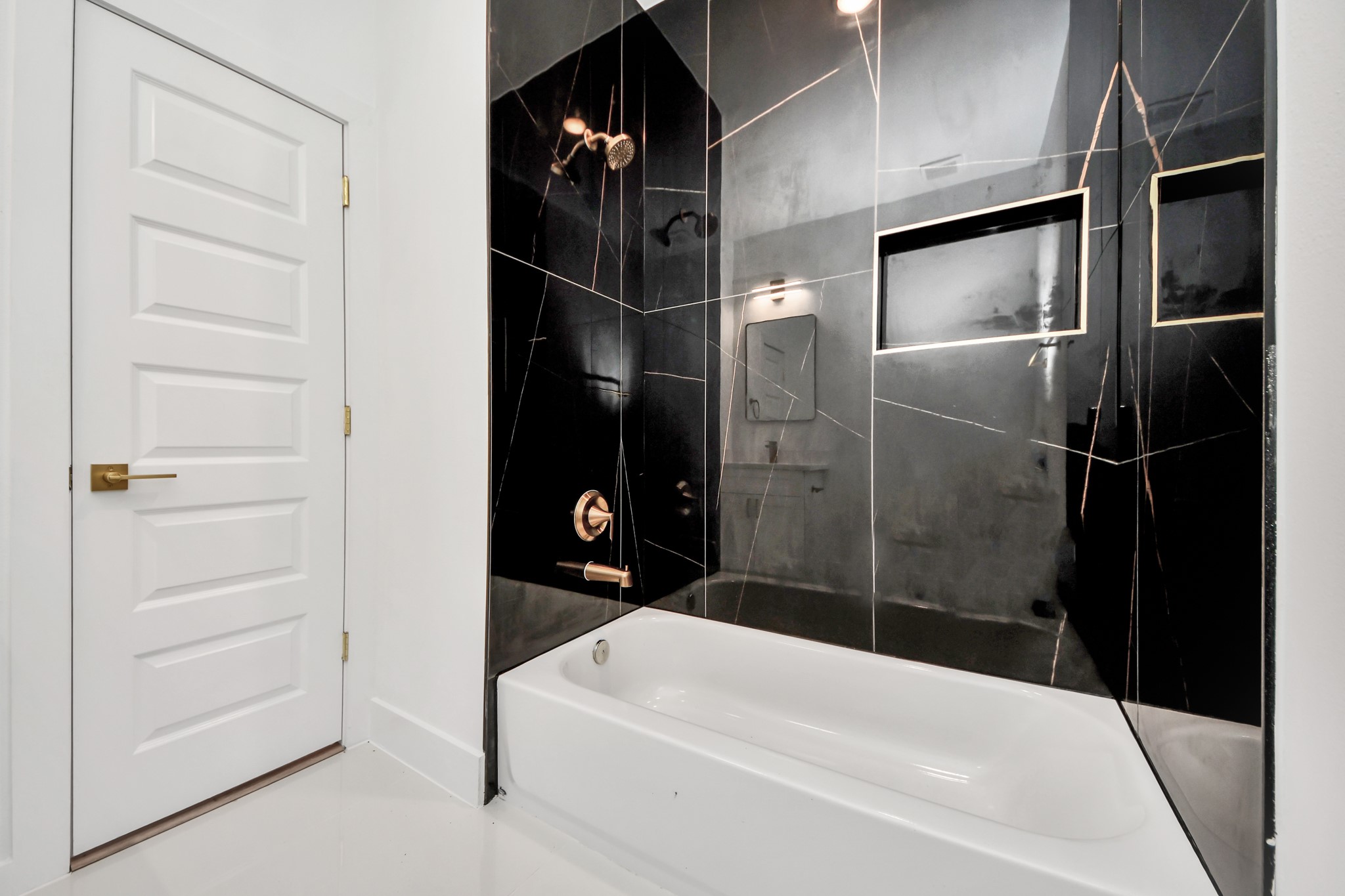 9309 Caddo Road, Unit A Houston, TX 77078 - Photo 24 of 50