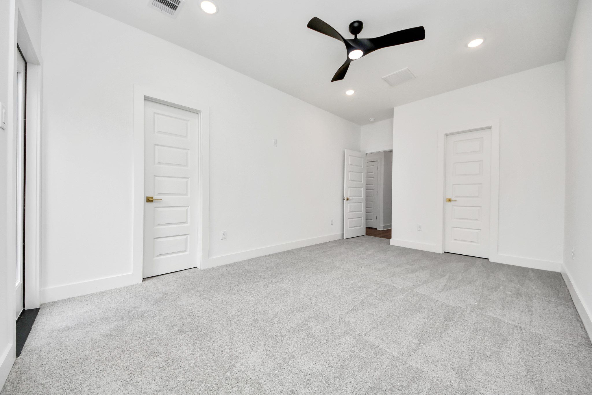 9309 Caddo Road, Unit A Houston, TX 77078 - Photo 37 of 50