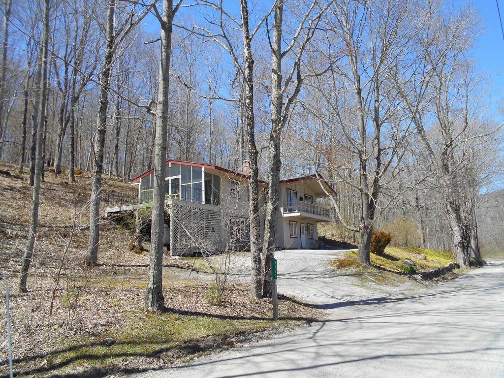 3123 River Road Arlington, VT 05250 - Photo 6 of 16 Gallery Image 6