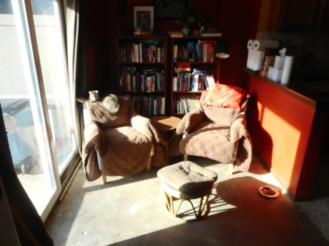 $215,000 | 2207 Ramsey Circle, Streamwood, IL 60107