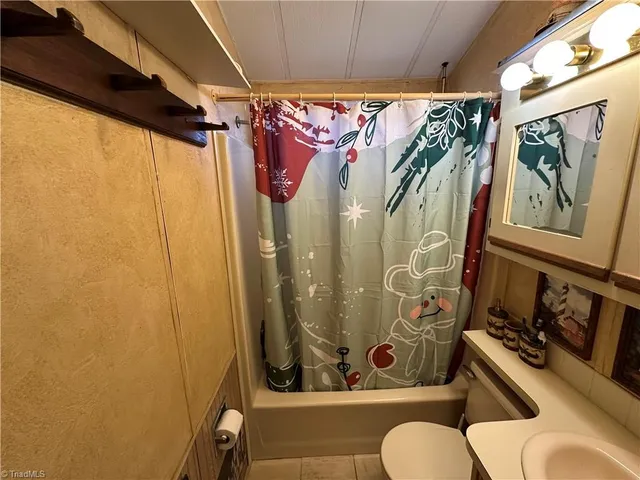 $339,000 | 117 Badin Lake Road, New London, NC 28127