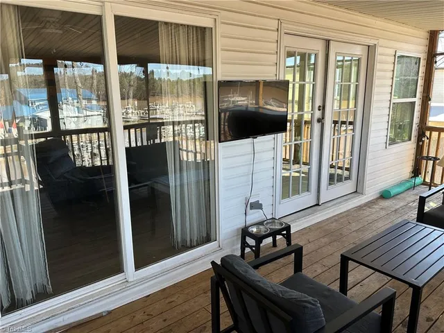 $339,000 | 117 Badin Lake Road, New London, NC 28127