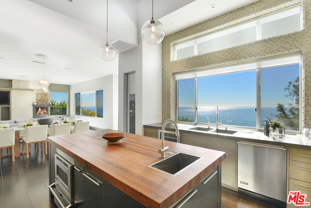 3320 Sumac Ridge Road Malibu, CA 90265 - Photo 13 of 47