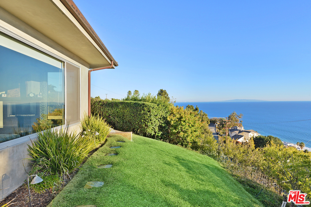 3320 Sumac Ridge Road Malibu, CA 90265 - Photo 39 of 47