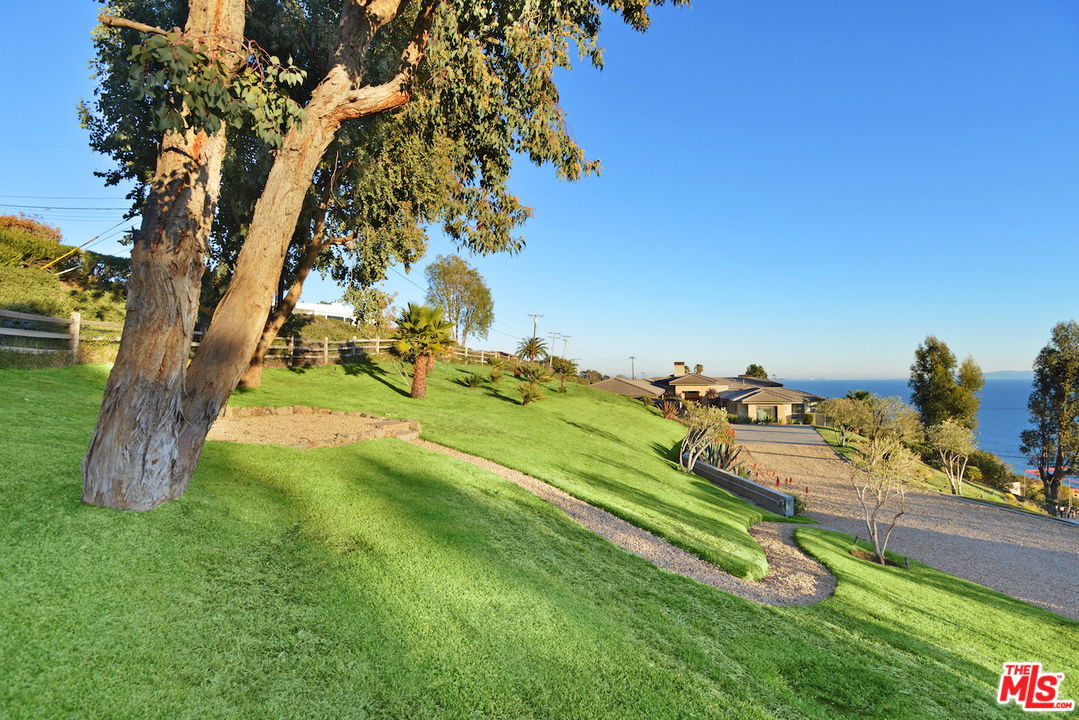 3320 Sumac Ridge Road Malibu, CA 90265 - Photo 40 of 47