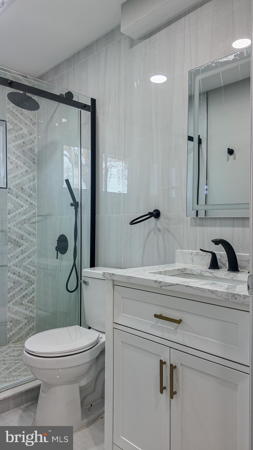 9330 Academy Road Philadelphia, PA 19114 - Photo 18 of 34