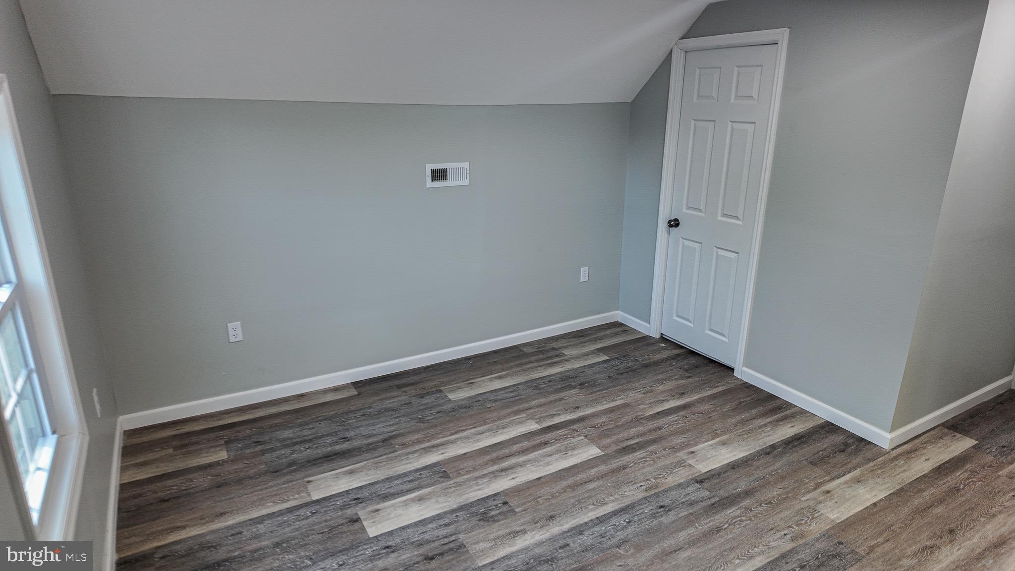 9330 Academy Road Philadelphia, PA 19114 - Photo 27 of 34