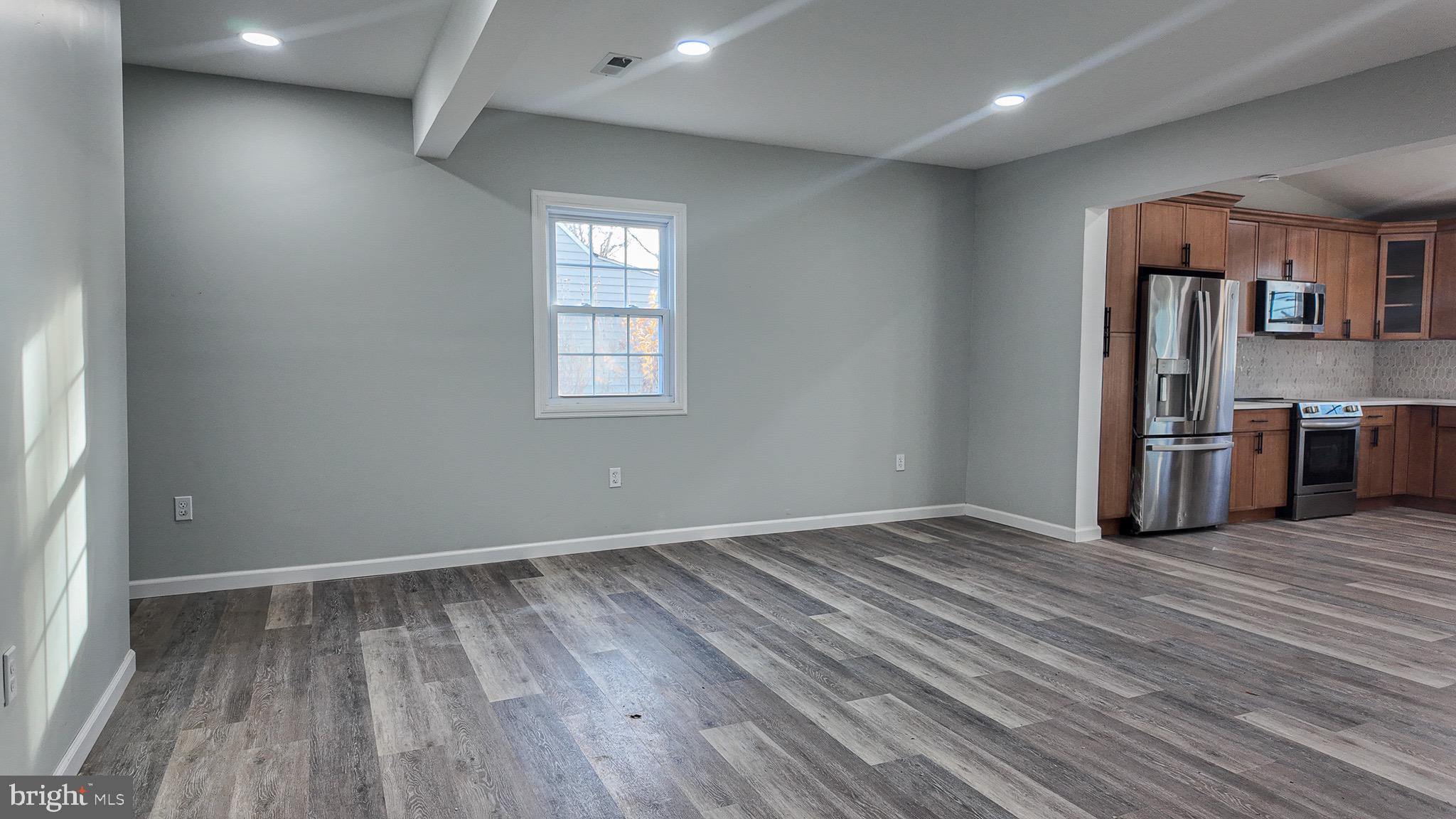 9330 Academy Road Philadelphia, PA 19114 - Photo 6 of 34