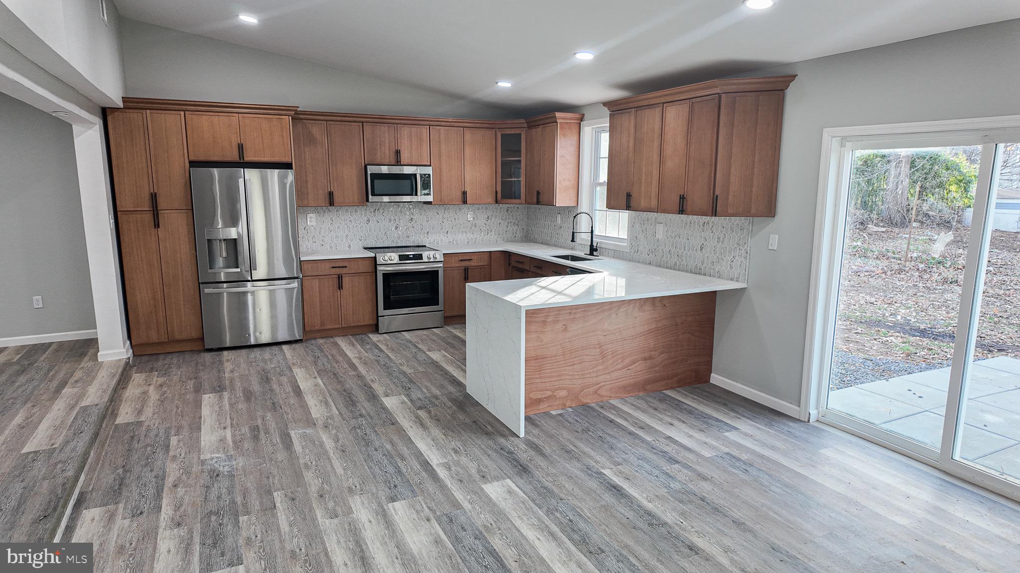 9330 Academy Road Philadelphia, PA 19114 - Photo 9 of 34