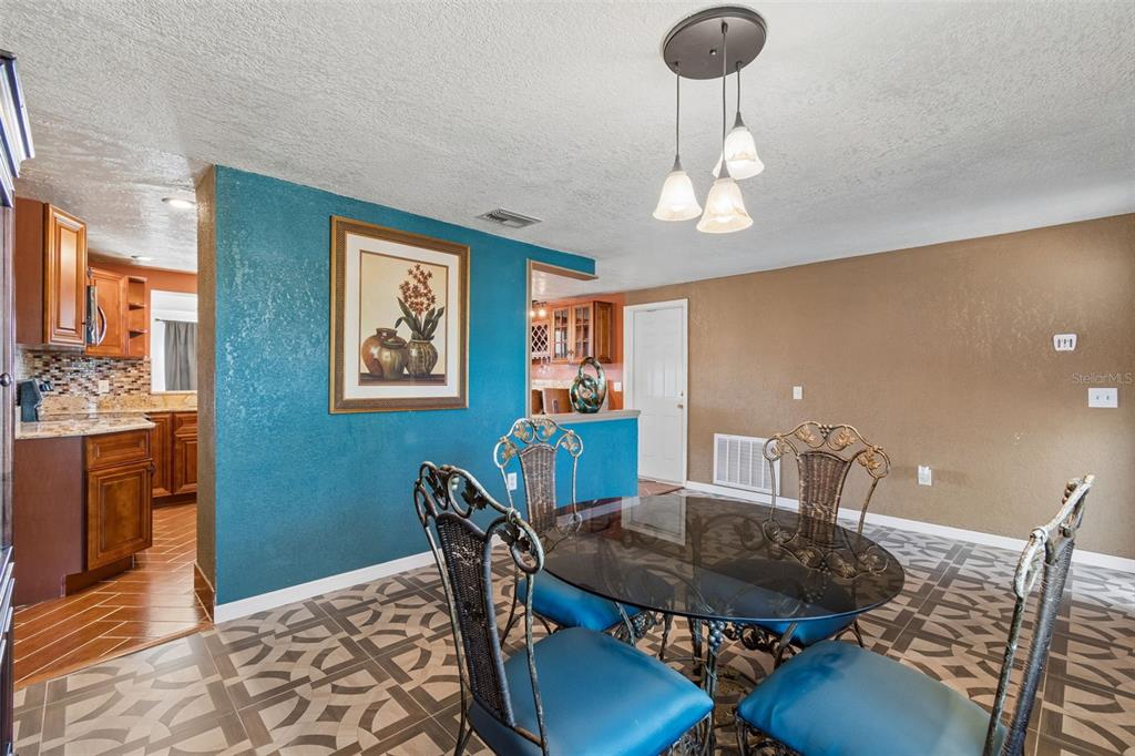 10804 Manchester Road Port Richey, FL 34668 - Photo 11 of 53 Gallery Image 11