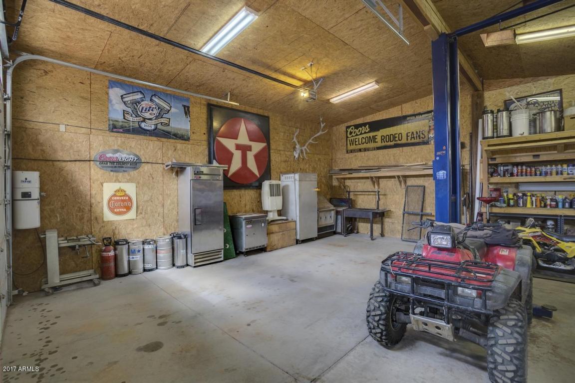 2206 North Old Barn Road Payson, AZ 85541 - Photo 28 of 31 RV Garage Space in Shop