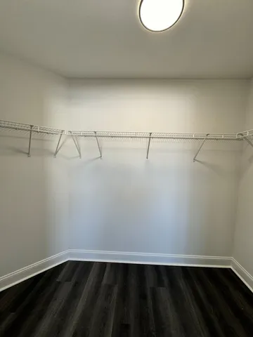 $2,600 | 102 Soo Line Drive, Grayslake, IL 60030