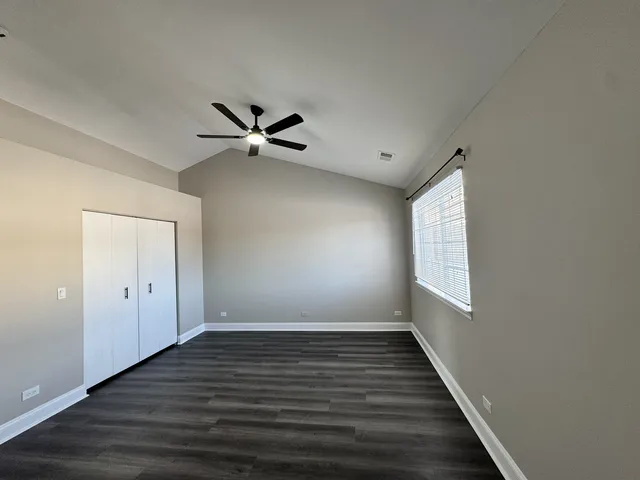 $2,600 | 102 Soo Line Drive, Grayslake, IL 60030